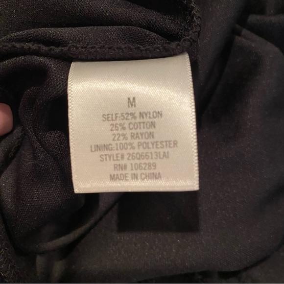 Francesca’s new black lace short sleeve romper size medium - Picture 5 of 5